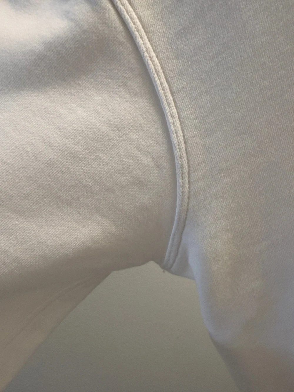 Lululemon Perfectly Oversized Graphic Crewneck ~ Best for Size 8 ~ White